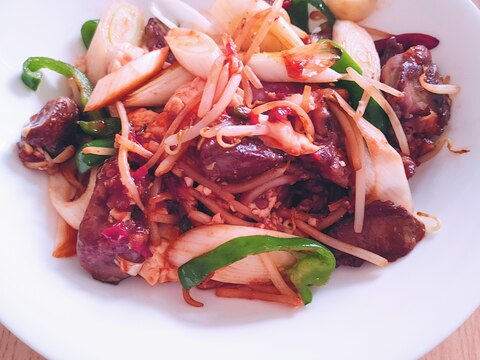 中華風!長ネギと鶏のレバー炒め~もやしを添えて~